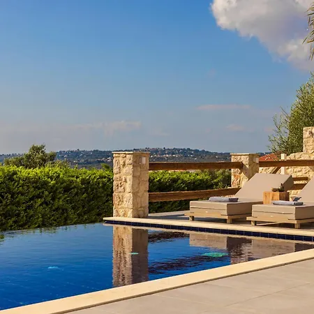 Villa Petra Of Liithos